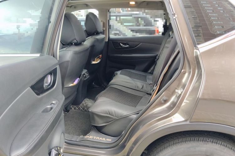 Used Nissan X-Trail 2017 2.5L CVT Luxury Edition 4WD Left Rear Seat