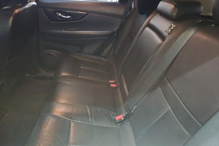 Used Nissan X-Trail 2017 2.0L CVT Comfort Edition 2WD Left Rear Seat