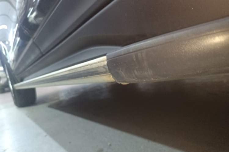 Used Nissan X-Trail 2017 2.0L CVT Comfort Edition 2WD Left Side Sill