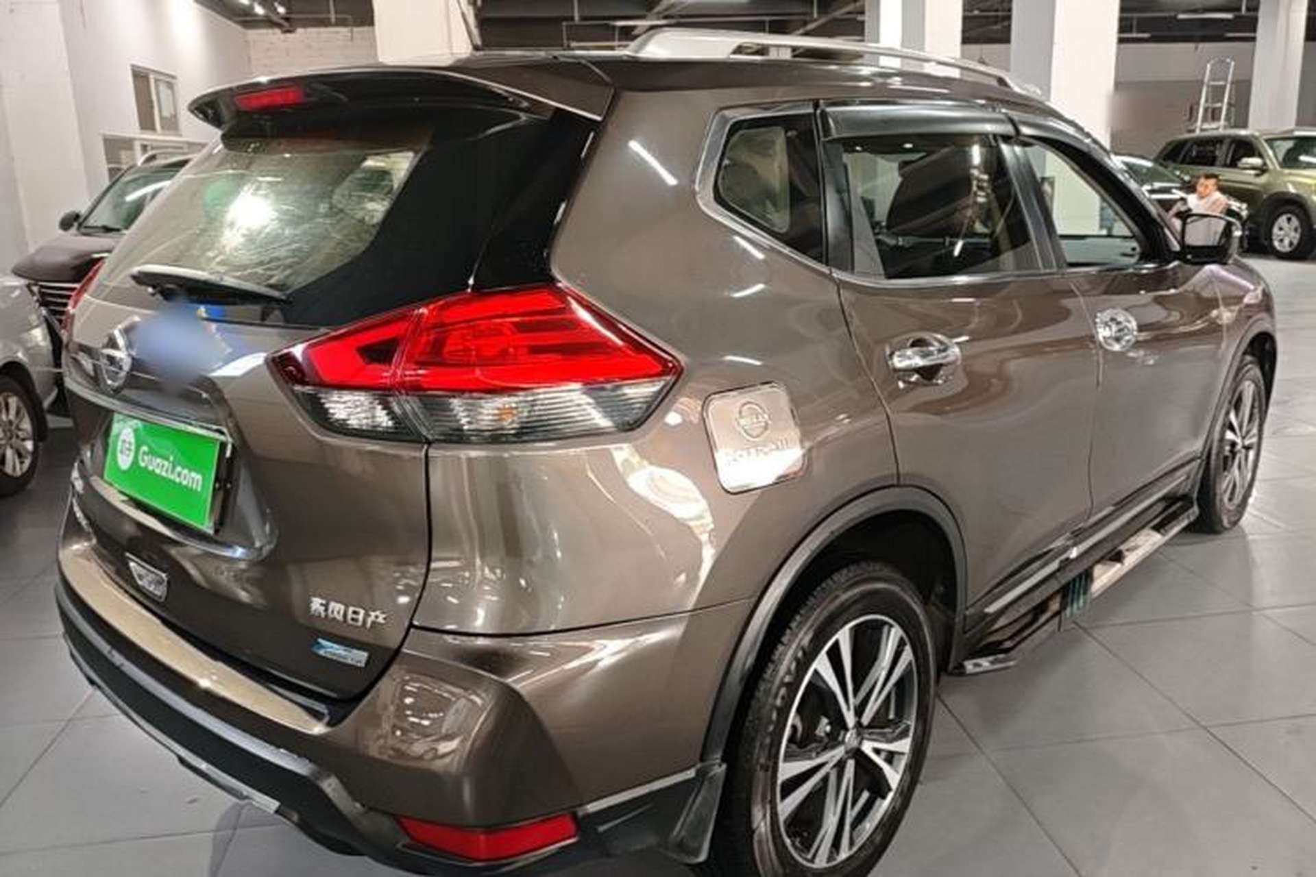 Used Nissan X-Trail 2017 2.5L CVT Luxury Edition 4WD Rear Right 45 Deg