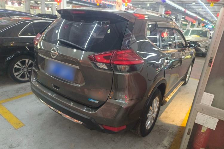Used Nissan X-Trail 2017 2.0L CVT Comfort Edition 2WD Rear Right 45 Deg