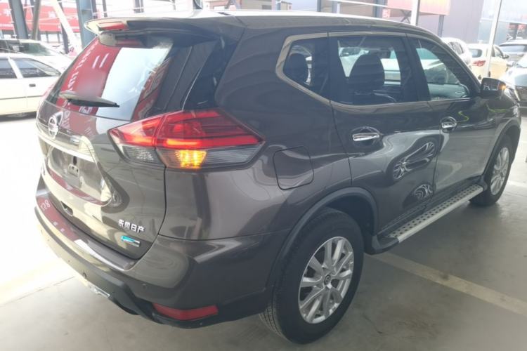 Used Nissan X-Trail 2017 2.0L CVT Comfort Edition 2WD Rear Right 45 Deg