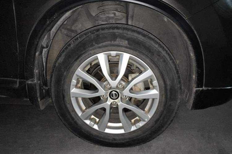 Used Nissan X-Trail 2017 2.0L CVT Comfort Edition 2WD Right Front Wheel Hub