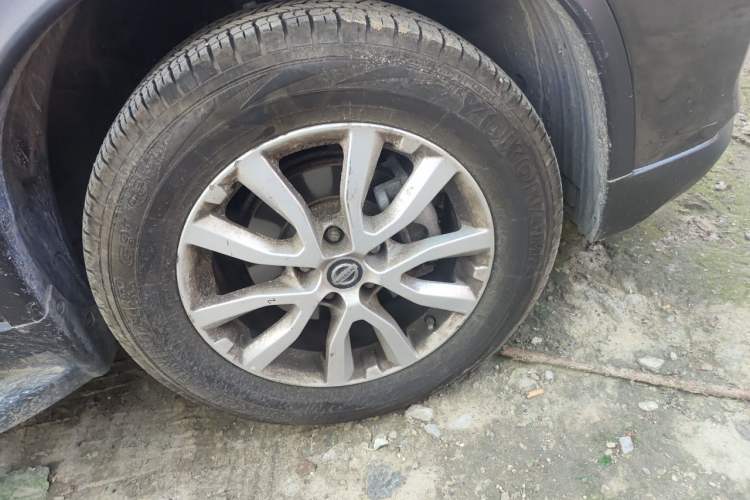 Used Nissan X-Trail 2017 2.0L CVT Comfort Edition 2WD Right Front Wheel Hub