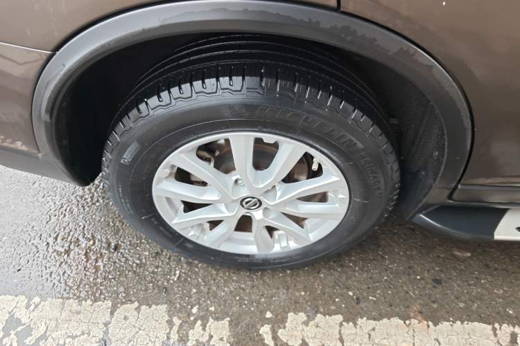 Used Nissan X-Trail 2017 2.0L CVT Comfort Edition 2WD Right Rear Wheel Hub