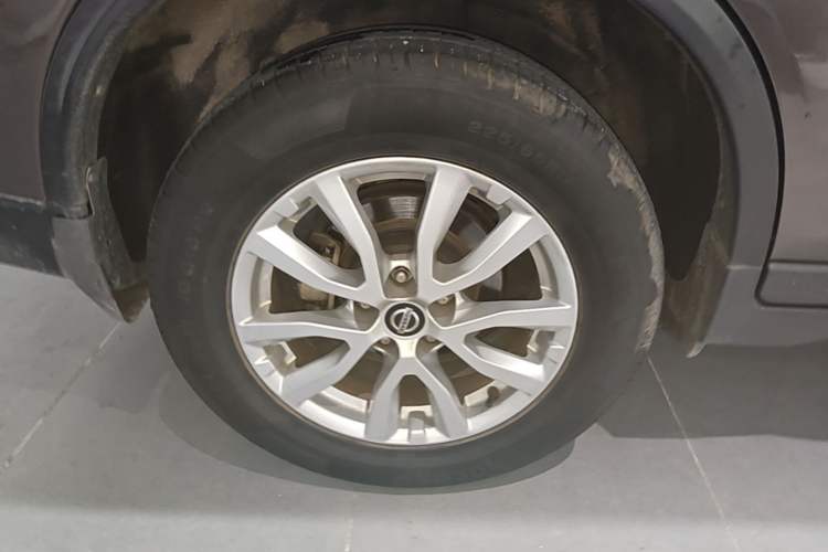 Used Nissan X-Trail 2017 2.0L CVT Comfort Edition 2WD Right Rear Wheel Hub