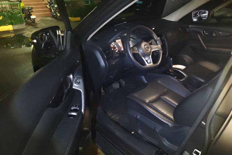 Used Nissan X-Trail 2017 2.0L CVT Comfort Edition 2WD Driver Seat