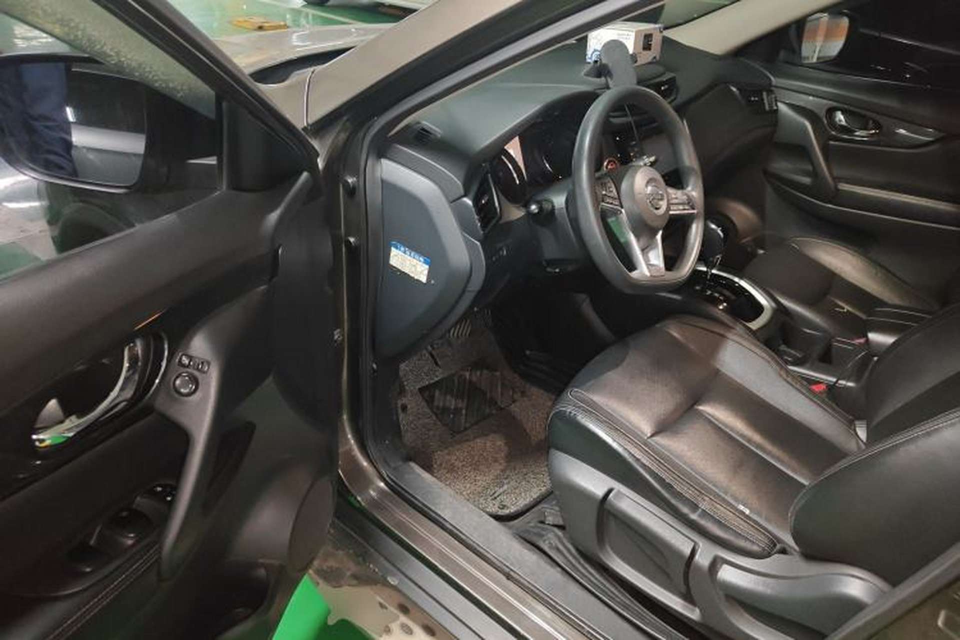 Used Nissan X-Trail 2017 2.0L CVT Comfort Edition 2WD Driver Seat