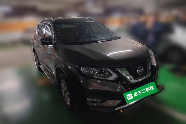 Used Nissan X-Trail 2017 2.0L CVT Comfort Edition 2WD Front Right 45 Deg