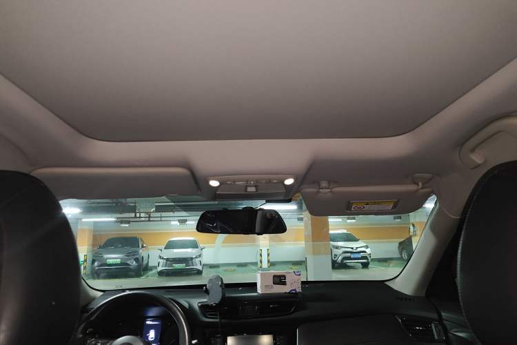 Used Nissan X-Trail 2017 2.0L CVT Comfort Edition 2WD Headliner