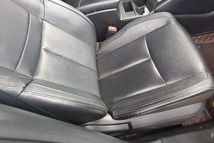 Used Nissan X-Trail 2017 2.0L CVT Comfort Edition 2WD Right Front Seat