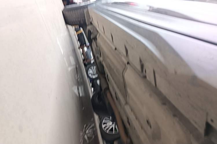 Used Nissan X-Trail 2017 2.0L CVT Comfort Edition 2WD Right Side Sill