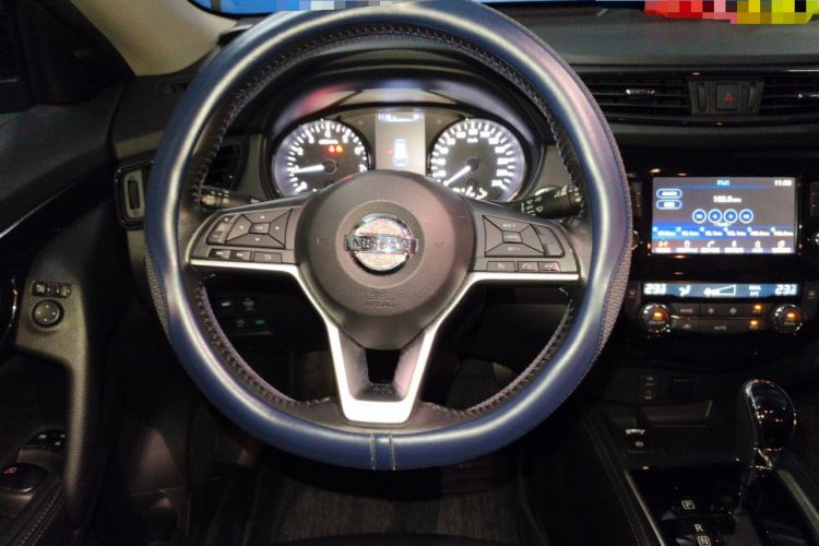 Used Nissan X-Trail 2017 2.5L CVT Luxury Edition 4WD Steering Wheel
