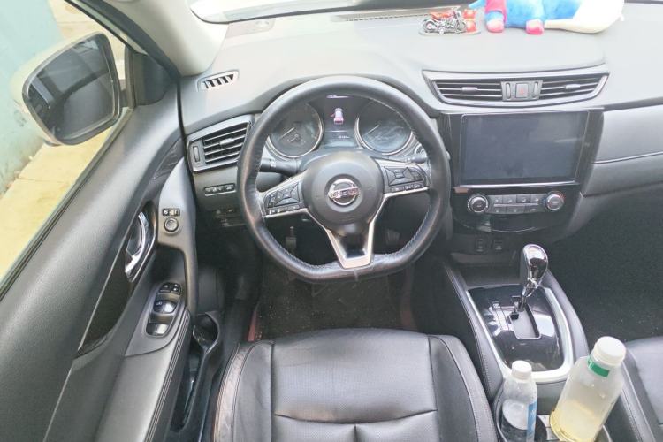 Used Nissan X-Trail 2017 2.0L CVT Comfort Edition 2WD Steering Wheel