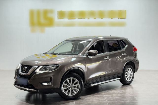 Ojetý Nissan X-Trail 2017 2.0L CVT Comfort Edition 2WD