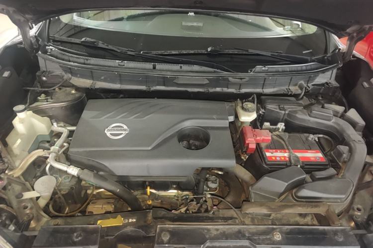 Used Nissan X-Trail 2017 2.0L CVT Comfort Edition 2WD Engine Bay