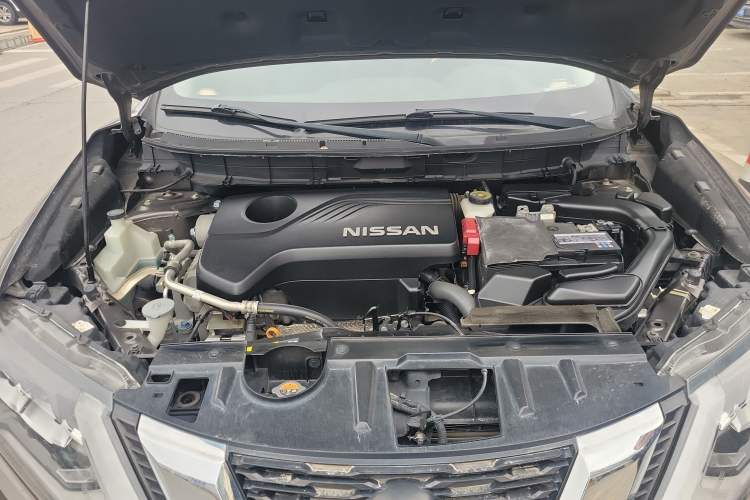 Used Nissan X-Trail 2017 2.5L CVT Luxury Edition 4WD Engine Bay
