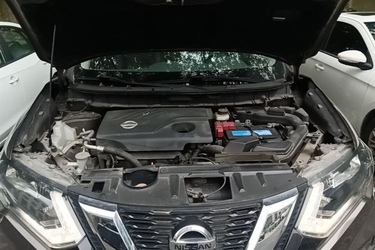 Used Nissan X-Trail 2017 2.0L CVT Comfort Edition 2WD Engine Bay