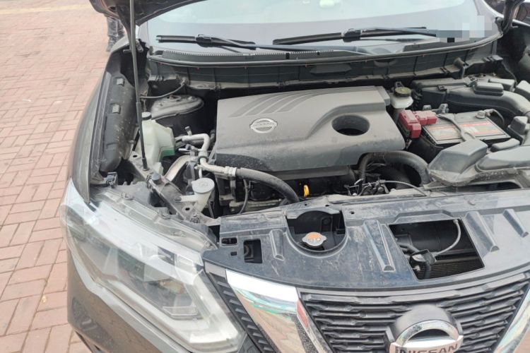 Used Nissan X-Trail 2017 2.0L CVT Comfort Edition 2WD Engine Bay Right