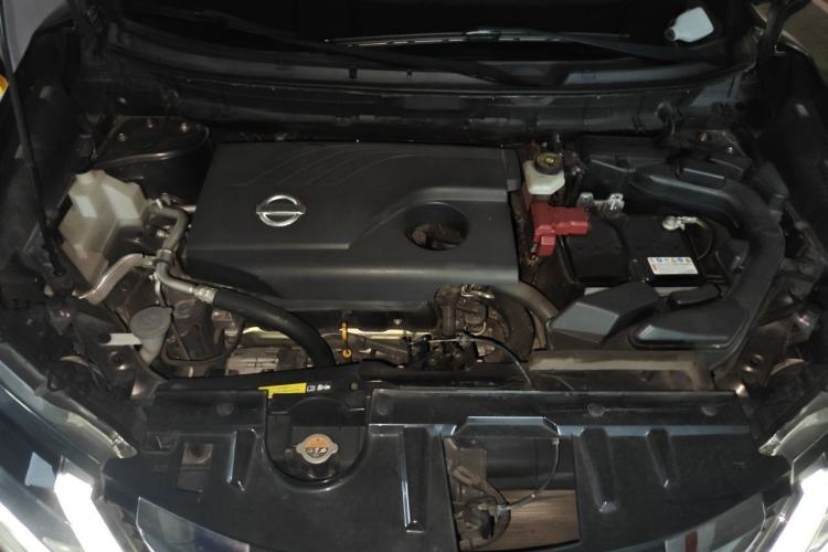 Used Nissan X-Trail 2017 2.0L CVT Comfort Edition 2WD Engine Bay