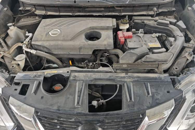 Used Nissan X-Trail 2017 2.0L CVT Comfort Edition 2WD Engine Bay