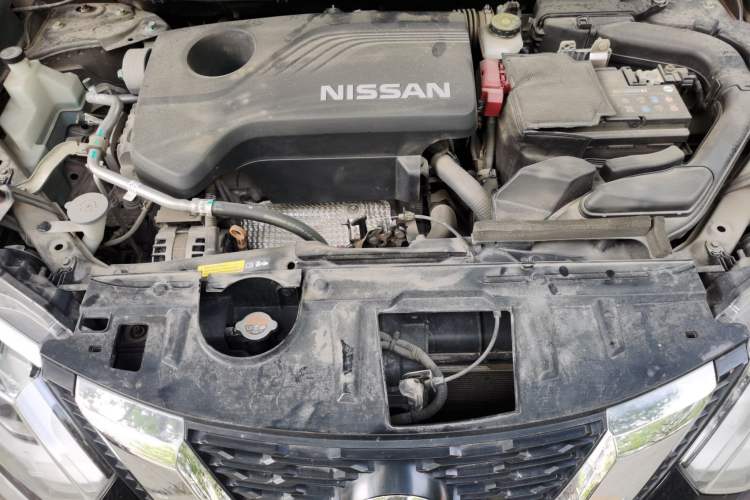 Used Nissan X-Trail 2017 2.5L CVT Luxury Edition 4WD Engine Bay
