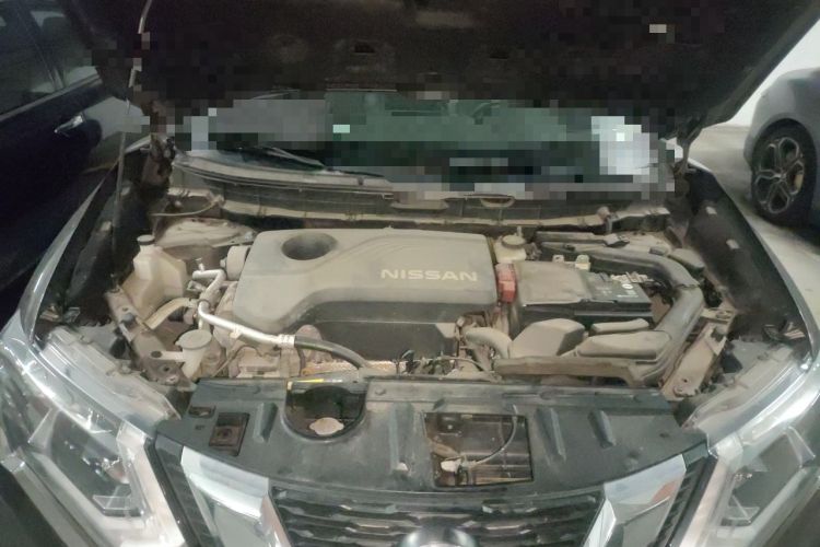 Used Nissan X-Trail 2017 2.5L CVT Leading Edition 4WD Engine Bay