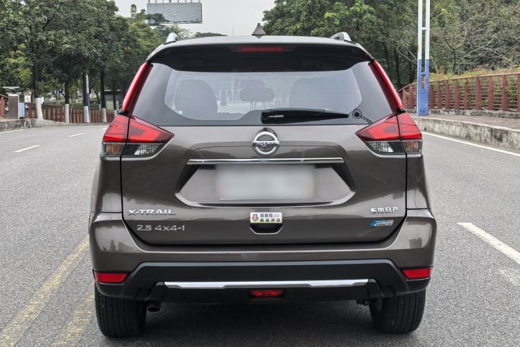 Used Nissan X-Trail 2017 2.5L CVT Leading Edition 4WD Exterior 6