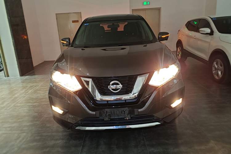 Used Nissan X-Trail 2017 2.0L CVT Comfort Edition 2WD Front