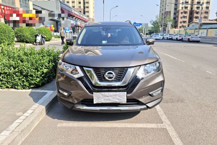 Used Nissan X-Trail 2017 2.5L CVT Luxury Edition 4WD Front