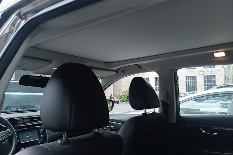 Used Nissan X-Trail 2017 2.0L CVT Comfort Edition 2WD Headliner