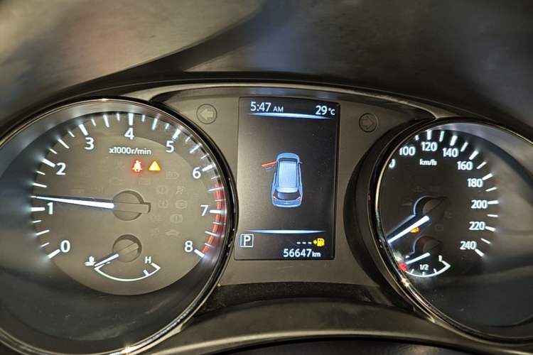 Used Nissan X-Trail 2017 2.0L CVT Comfort Edition 2WD Instrument Cluster
