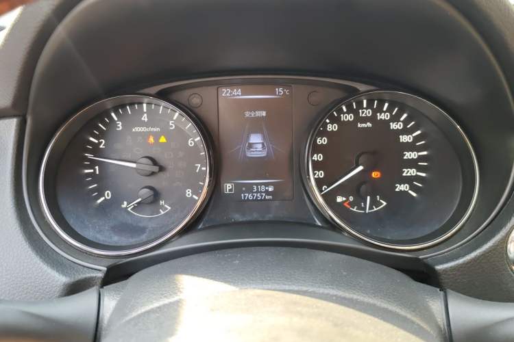 Used Nissan X-Trail 2017 2.5L CVT Luxury Edition 4WD Instrument Cluster