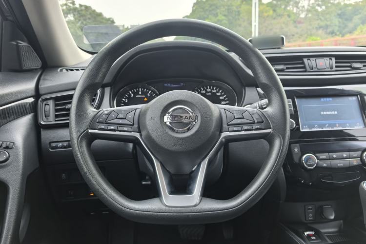 Used Nissan X-Trail 2017 2.5L CVT Leading Edition 4WD Interior 10
