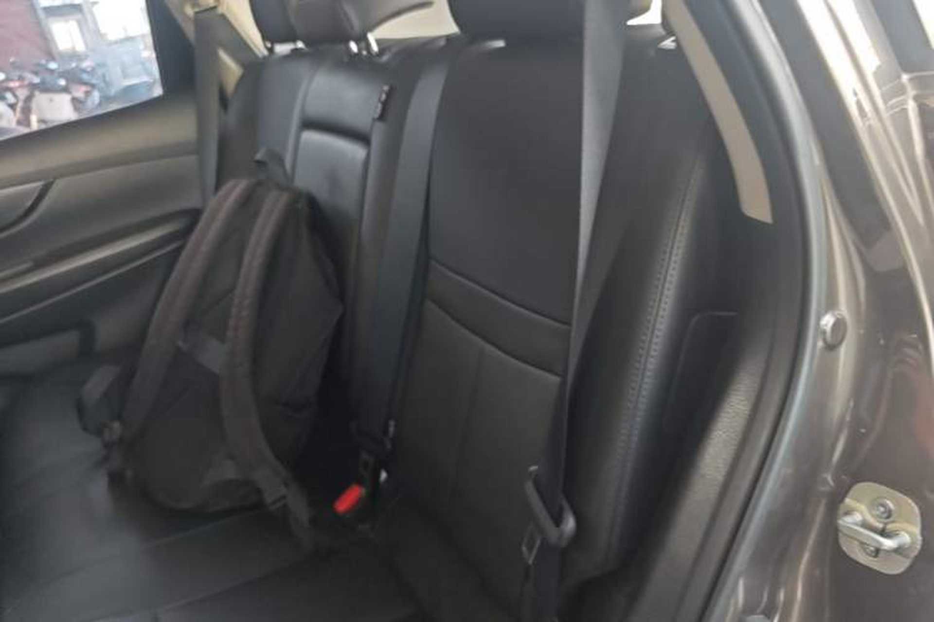 Used Nissan X-Trail 2017 2.0L CVT Comfort Edition 2WD Interior 4