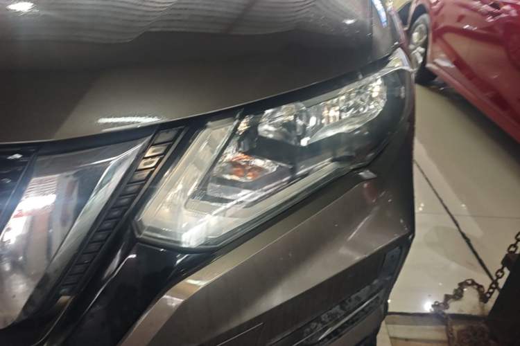 Used Nissan X-Trail 2017 2.0L CVT Comfort Edition 2WD Left Front Headlight