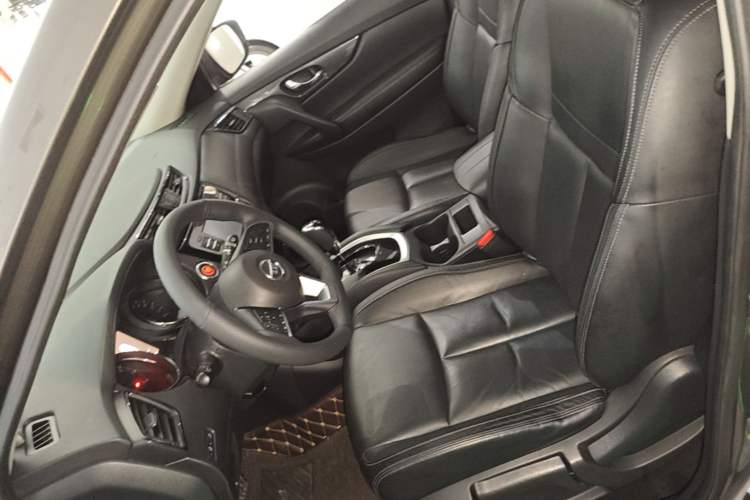 Used Nissan X-Trail 2017 2.0L CVT Comfort Edition 2WD Left Front Seat