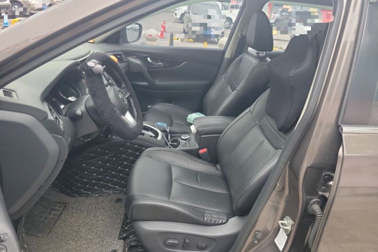 Used Nissan X-Trail 2017 2.5L CVT Luxury Edition 4WD Left Front Seat