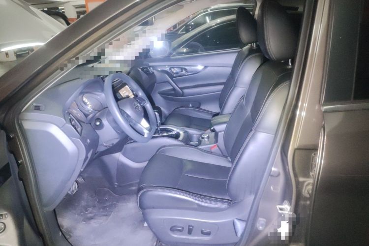 Used Nissan X-Trail 2017 2.5L CVT Leading Edition 4WD Left Front Seat