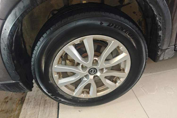 Used Nissan X-Trail 2017 2.0L CVT Comfort Edition 2WD Left Front Wheel Hub