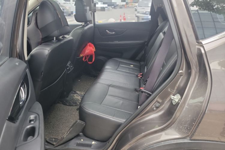 Used Nissan X-Trail 2017 2.5L CVT Luxury Edition 4WD Left Rear Seat