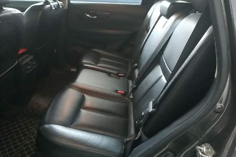 Used Nissan X-Trail 2017 2.0L CVT 7-Seater Comfort Edition 2WD Left Rear Seat