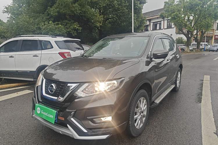 Used Nissan X-Trail 2017 2.0L CVT Comfort Edition 2WD Guazi used car, China used car export, Used car for sale, Used cars, Cheapest cars for sale
