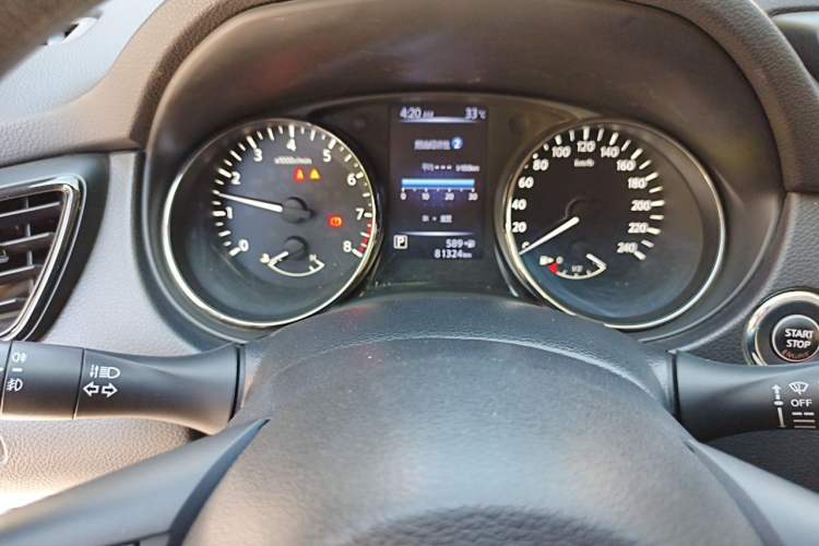 Used Nissan X-Trail 2017 2.0L CVT Comfort Edition 2WD Odometer Close Up