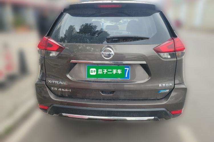 Used Nissan X-Trail 2017 2.5L CVT Luxury Edition 4WD Rear