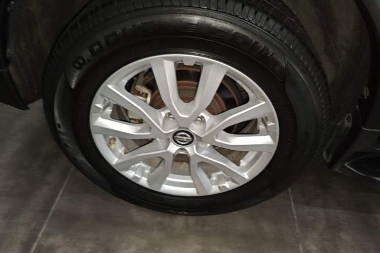 Used Nissan X-Trail 2017 2.0L CVT Comfort Edition 2WD Right Rear Wheel Hub