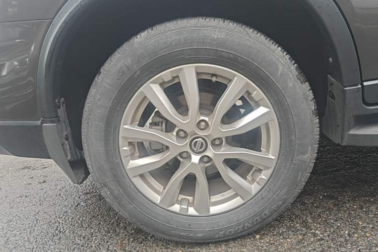 Used Nissan X-Trail 2017 2.0L CVT Comfort Edition 2WD Right Rear Wheel Hub