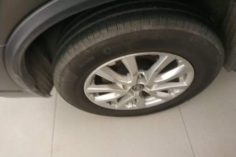 Used Nissan X-Trail 2017 2.0L CVT 7-Seater Comfort Edition 2WD Right Rear Wheel Hub