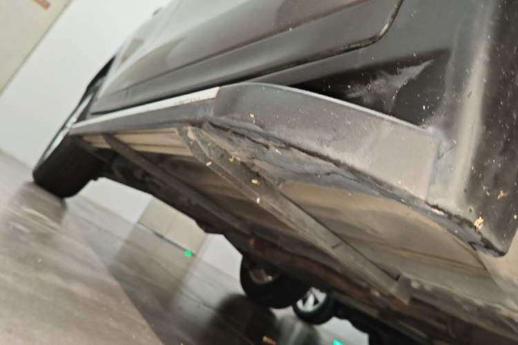 Used Nissan X-Trail 2017 2.0L CVT Comfort Edition 2WD Right Side Sill