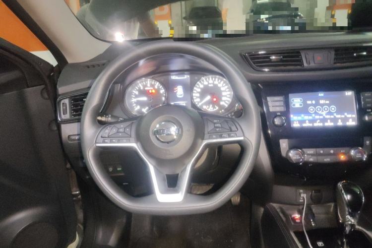 Used Nissan X-Trail 2017 2.5L CVT Leading Edition 4WD Steering Wheel